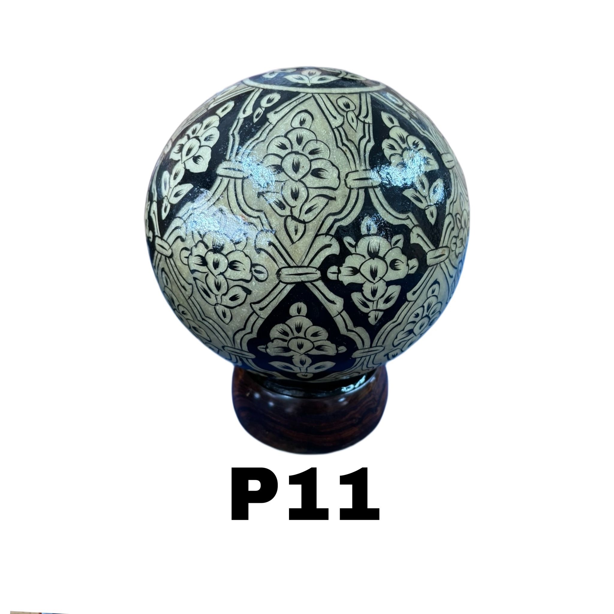 Lampada decorata nero